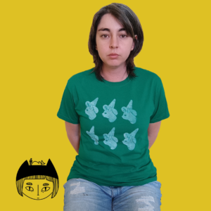 Camiseta verde Gato bruja